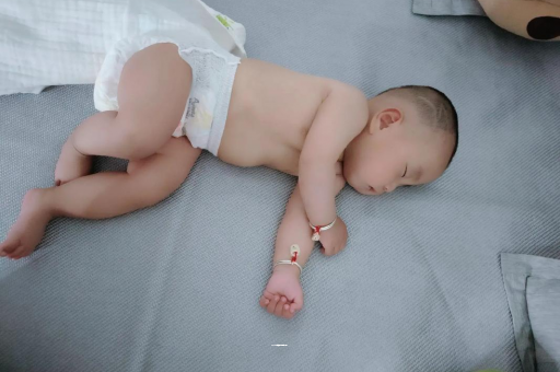 大理怀孕多久会显肚子